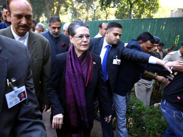 Congress-president-Sonia-Gandhi-along-with-other-leaders-during-a-solidarity-march-from-the-AICC-headquarters-to-the-former-Prime-Minister-Manmohan-Singh-s-residence-in-New-Delhi-on-Thursday-Ajay-Aggarwal-HT-Photo