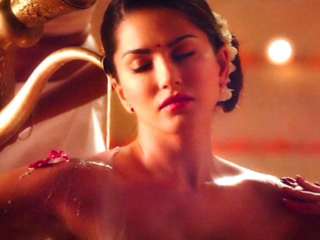 The adult films star-turned Bollywood actor has been sizzling it up with the trailer and song releases from the film. (Courtesy: Twitter)