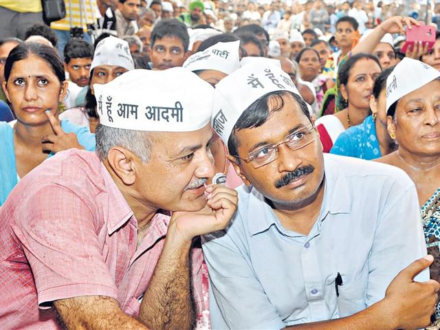The-first-split-took-place-when-an-ambitious-Kejriwal-and-fellow-travellers-like-his-Man-Friday-Manish-Sisodia-began-to-tire-of-Anna-style-fast-politics-and-sought-a-more-direct-role-in-electoral-politics-Sushil-Kumar-Hindustan-Times The-first-split-took-place-when-an-ambitious-Kejriwal-and-fellow-travellers-like-his-Man-Friday-Manish-Sisodia-began-to-tire-of-Anna-style-fast-politics-and-sought-a-more-direct-role-in-electoral-politics-Sushil-Kumar-Hindustan-Times
