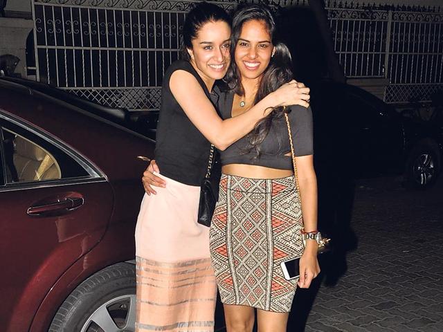 Shraddha Kapoor seems to be having all the fun! (Photo: Viral Bhayani)