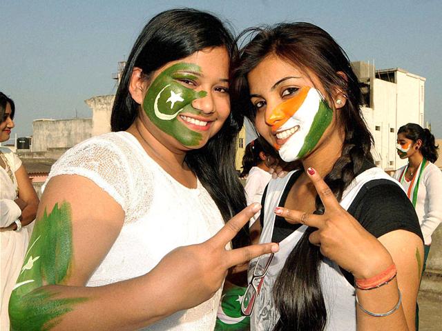 Youngsters get ready up for the India vs Pakistan match at World Cup 2015, in Ranchi on Saturday. PTI Photo
