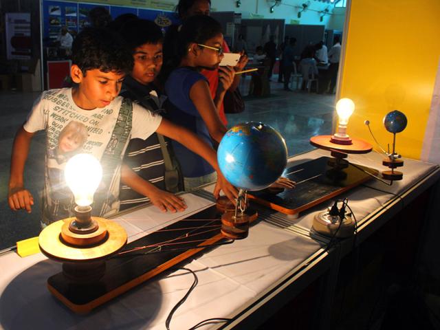 Teams from IIT-Bombay, NIFT and other technological institutes unveiled new ideas at the innovation festival at Nehru Science Centre, Mumbai. (HT file photo/ Shakti Yadav)