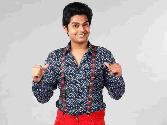 Selfie-Mausi-aka-Siddharth-Sagar-has-become-quite-famous-with-Comedy-Classes