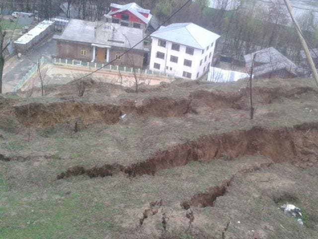 Landslide in central Kashmir Budgam's Ompora water plant. HT Photo