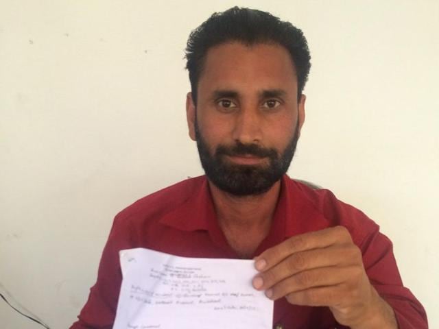 Sarwan-Singh-of-Batala-s-Gold-Fast-Cable-Network-HT-Photo Sarwan-Singh-of-Batala-s-Gold-Fast-Cable-Network-HT-Photo