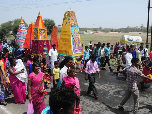 Tamils participate in a religious programme on the occasion of Panguni Uthiram festival, in Bhopal on Friday. (Mujeeb Faruqui/HT photo) 