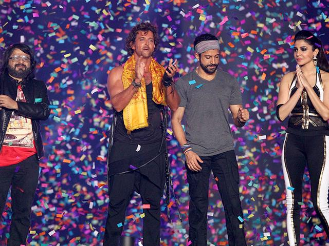 Pritam, Hrithik Roshan, Farhan Akhtar and Anushka Sharma during the IPL 2015 opening ceremony at Salt Lake Stadium in Kolkata. (PTI Photo)