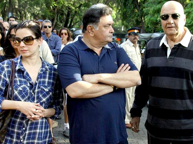 Rishi Kapoor was seen during a protest against BMC in Mumbai on April 12, 2015. (IANS Photo)