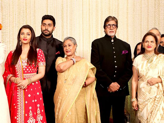 The entire Bachchan clan came together at the reception of Naina Bachchan and Kunal Kapoor. Aishwarya, Abhishek, Jaya and Amitabh Bachchan are seen here with the bride's mother Ramola. (HT photo/Rajesh Kashyap)