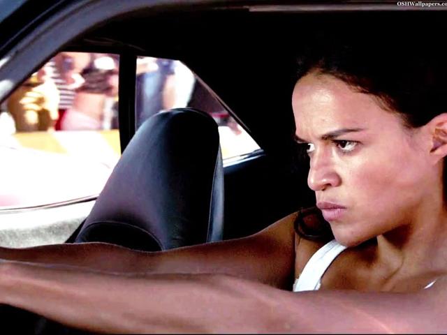 Michelle-Rodriguez-in-Furious-7