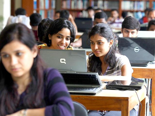 Students inside the library at IMT, Ghaziabad. (HT Photo/Raj K Raj)