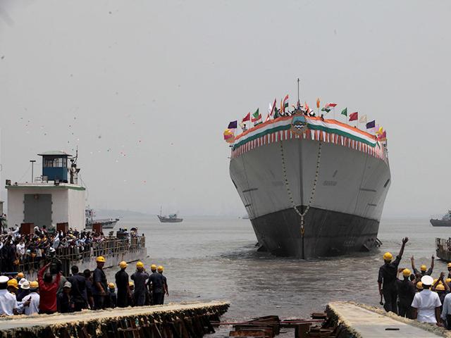 Indian-Naval-Ship-INS-Visakhapatnam-the-country-s-largest-and-latest-stealth-destroyer-was-launched-at-Mazgaon-dock-Mumbai-Anshuman-Poyrekar-HT-photo