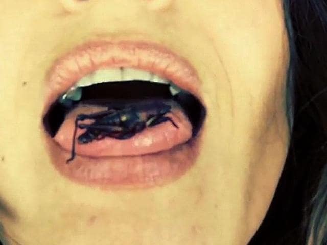 Eww-Salma-Hayek-eating-a-cricket