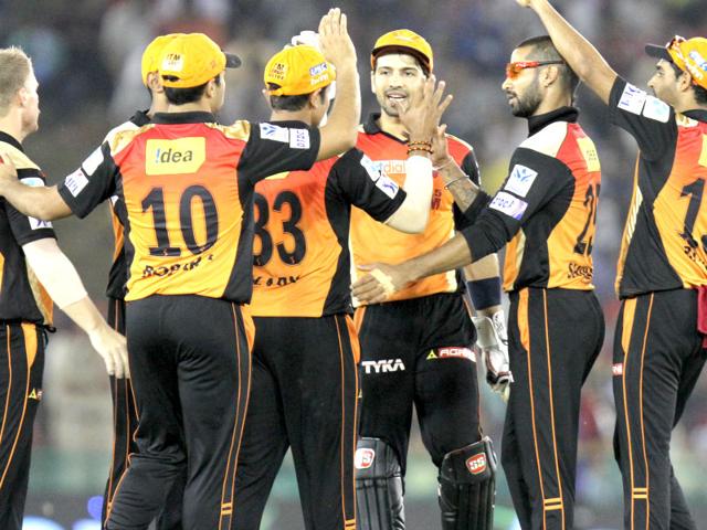 Sunrises-Hyderabad-players-celebrate-the-victory-against-Kings-X1-Punjab-at-PCA-Mohali-on-April-27-2015-Keshav-Singh-HT-Photo Sunrises-Hyderabad-players-celebrate-the-victory-against-Kings-X1-Punjab-at-PCA-Mohali-on-April-27-2015-Keshav-Singh-HT-Photo