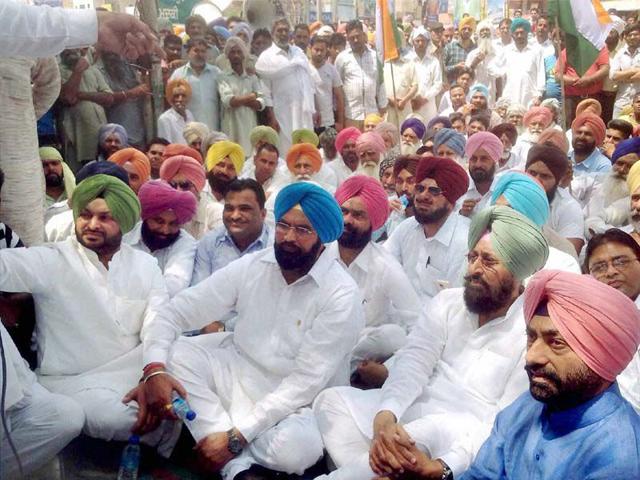 Punjab Congress Chief Bajwa Calls For Rail Roko To Highlight Law And Order State In Punjab Hindustan Times Intellectual property (ip) prosecution & portfolio management. punjab congress chief bajwa calls for