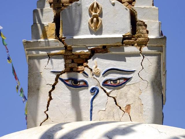 Damaged-portion-of-a-stupa-at-Swayambhunath-Stupa-complex-a-week-after-earthquake-in-Kathmandu-Gurinder-Osan-HT-Photo