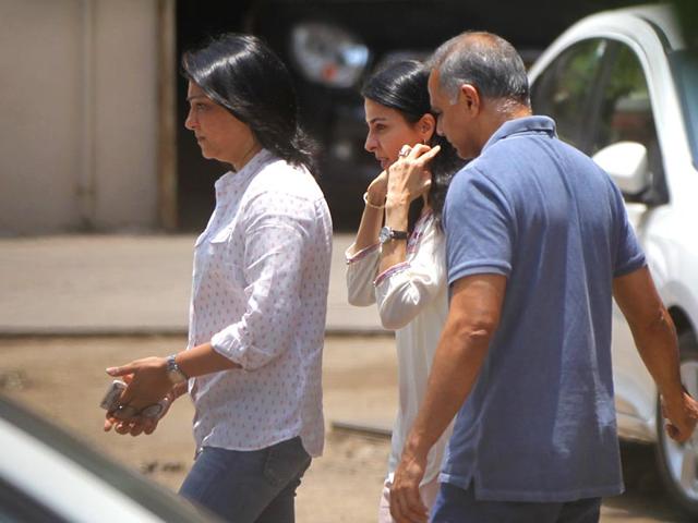 Priya Dutt with her husband and sister Namrata Dutt visit Salman Khan at his Bandra residence in Mumbai. (HT Photo/Satish Bate)