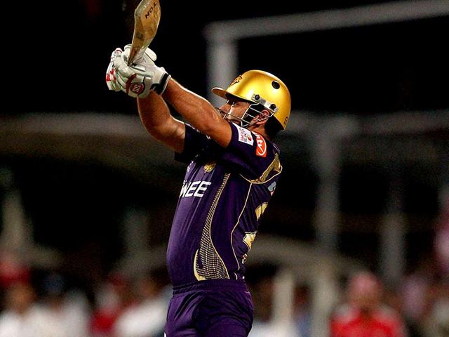 KKR's Piyush Chawla struck a vital six off Anureet Singh to bring his team closer to the target. (PTI Photo)