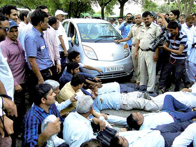 DTC-employees-protest-at-the-Rohini-depot-PTI-Photo DTC-employees-protest-at-the-Rohini-depot-PTI-Photo