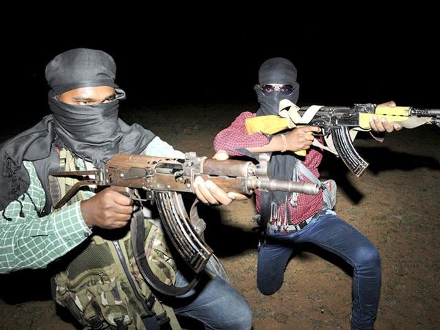 PLFI-rebels-on-the-prowl-at-night-Parwaz-Khan