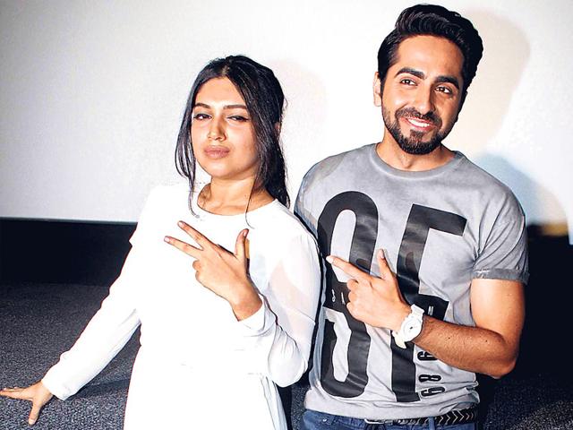Bhumi Pednekar and Ayushmann Khurrana attend the screening of Dum Lagake Haisha with children suffering from thalasemmia. (HT photo/Yogen Shah) Bhumi Pednekar and Ayushmann Khurrana attend the screening of Dum Lagake Haisha with children suffering from thalasemmia. (HT photo/Yogen Shah)