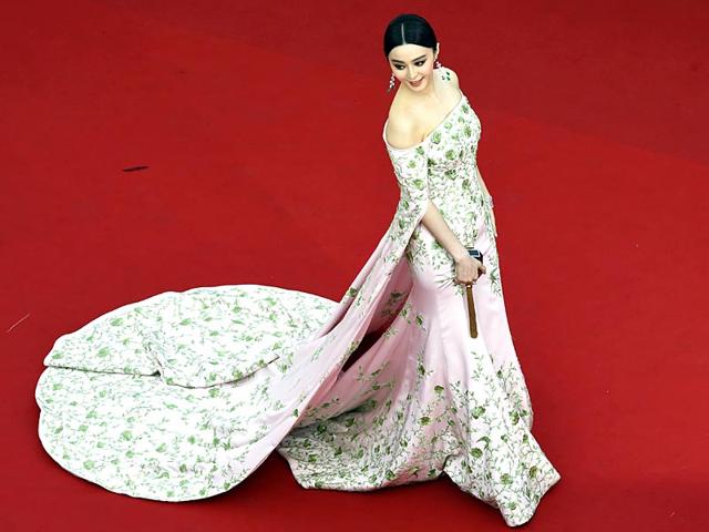 Chinese actor Fan Bingbing poses as she arrives for the opening ceremony of the 68th Cannes Film Festival in Cannes. (AFP photo)