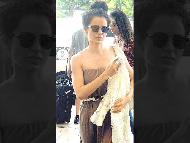 Kangana Ranaut seen outside the Mumbai domestic airport. (Photo: Yogen Shah) Kangana Ranaut seen outside the Mumbai domestic airport. (Photo: Yogen Shah)