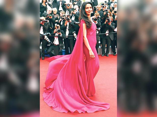 Mallika Sherawat: We were surprised by the actor's bright, yet elegant pick. Her pink Alexis Mabille gown is better than most of her red carpet choices, especially at this event, and it comes as a welcome change.