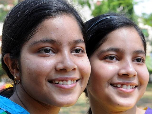 Aporupa-and-Anorupa-Chattopadhyay-twin-sisters-from-Ranchi-topped-from-Loreto-Convent-by-securing-97-80-and-98-marks-respectively-in-the-ICSE-Class-10-results-declared-on-Monday-They-also-have-the-same-marks-in-five-out-of-six-subjects Aporupa-and-Anorupa-Chattopadhyay-twin-sisters-from-Ranchi-topped-from-Loreto-Convent-by-securing-97-80-and-98-marks-respectively-in-the-ICSE-Class-10-results-declared-on-Monday-They-also-have-the-same-marks-in-five-out-of-six-subjects