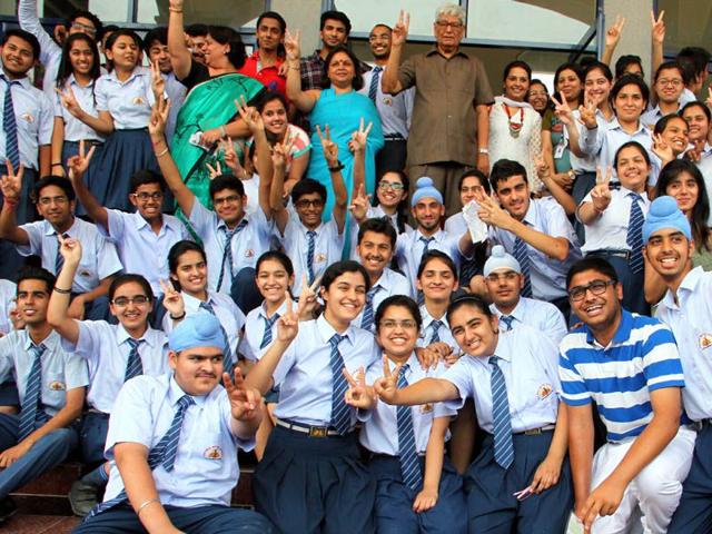 The Council for the Indian School Certificate Examinations (CISCE) declared the Class 10 (ICSE) and Class 12 (ISC) 2015 results on Monday with girls outperforming boys across India.