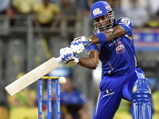 Kieron Pollard gave MI innings the flourish at the end with a 17-ball 41, studded with five sixes and a boundary. (Satish Bate/HT Photo)