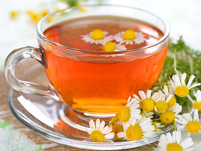 Chamomile-has-been-touted-for-its-cholesterol-lowering-antioxidant-antimicrobial-anti-inflammatory-and-anti-platelet-effects-Shutterstock