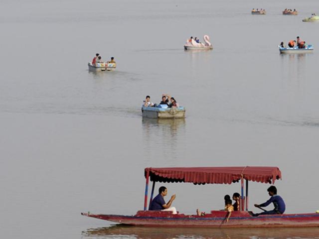 Sukhana is an important part of Chandiagrh. Residents are in love with the artificial lake. HT Photo