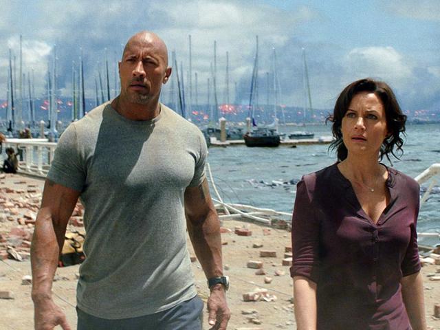 Dwayne-Johnson-and-Carla-Gugino-play-an-estranged-couple-in-San-Andreas Dwayne-Johnson-and-Carla-Gugino-play-an-estranged-couple-in-San-Andreas