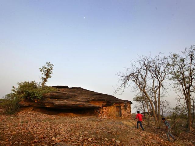 In Pengavan, a tiny hamlet in Raisen, the rocks look like they could be a Star Trek set. Unfortunately, the area’s 35 rock shelters are in danger as locals have started building their own holes in the rockscape 