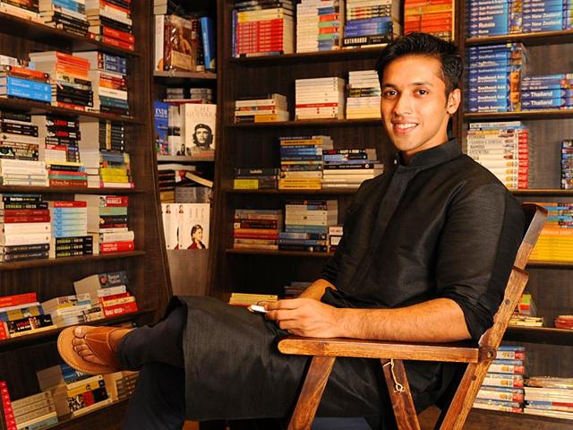 Durjoy-Datta-is-out-with-his-11th-novel-World-s-Best-Boyfriend-Samir-Arts-Buzz Durjoy-Datta-is-out-with-his-11th-novel-World-s-Best-Boyfriend-Samir-Arts-Buzz