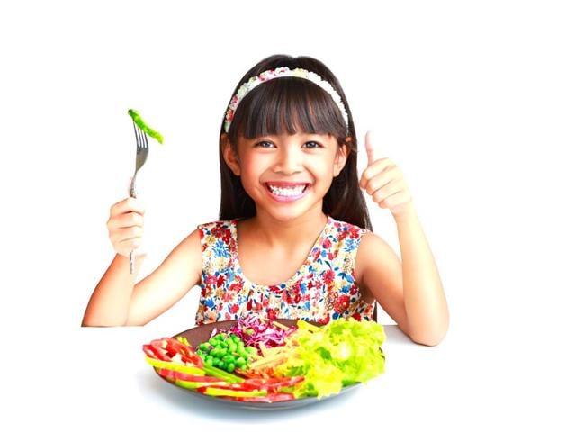 Negative-messages-work-best-on-experts-such-as-dieticians-and-doctors-but-not-kids-Explaining-the-benefits-to-them-like-a-grown-up-really-works-Shutterstock