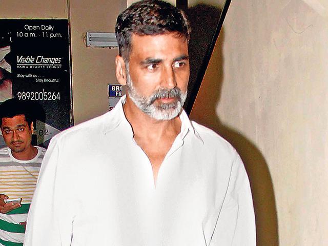 Akshay Kumar at a cinema hall in Juhu, Mumbai. His son Aarav Bhatia was also spotted. (Photo: Yogen Shah)