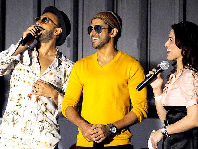 Farhan: Keep Calm. This too shall pass.Ranveer Singh and Farhan Akhtar promote Dil Dhadakne Do. (Photo: Parveen Kumar/HT)