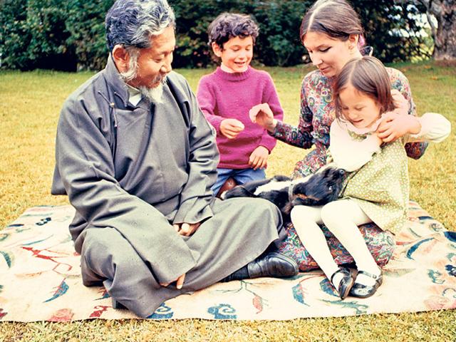 Chogyal-Thondup-Namgyal-the-12th-and-last-king-of-Sikkim-and-Hope-Cooke-Namgyal-s-American-wife-with-their-children-Photo-Sikkim-Requiem-for-a-Himalayan-Kingdom