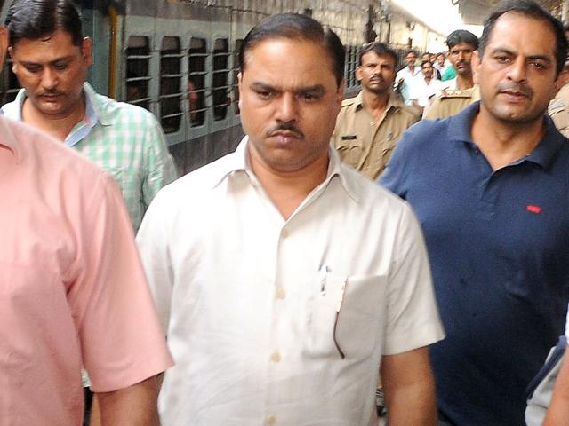 Former-Delhi-law-minister-Jitendra-Singh-Tomar-in-the-train-while-being-taken-to-Faizabad-from-New-Delhi-Ashok-Dutta-HT-Photo Former-Delhi-law-minister-Jitendra-Singh-Tomar-in-the-train-while-being-taken-to-Faizabad-from-New-Delhi-Ashok-Dutta-HT-Photo