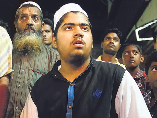 A day after his father was killed in the drink-driving crash in Mumbai, Noman Sabuwala recalls the accident. (Vijayanad Gupta/ HT Photo)