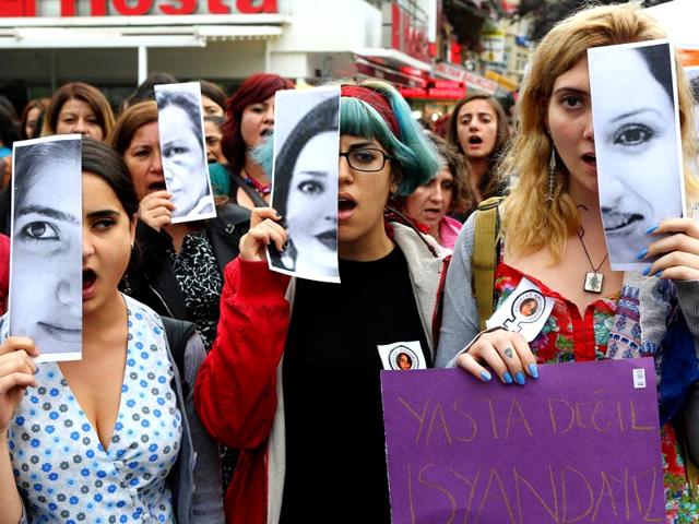 Turkish Mother Shoots Dead Pregnant Daughter Hindustan Times