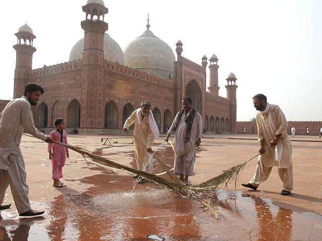 Preparations are in progress for the upcoming Ramadan at the 17th century Badshahi mosque in Lahore, Pakistan (AP Photo)