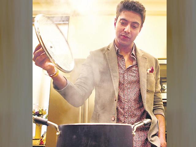 Chef-Ranveer-Brar-Vidya-Subramanian-HT-location-apb-cook-studio