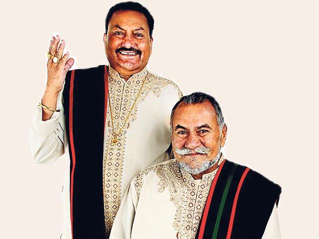 The-Wadali-Brothers-Puranchand-Wadali-seated-and-Pyarelal-Wadali-are-Sufi-singers-from-Punjab The-Wadali-Brothers-Puranchand-Wadali-seated-and-Pyarelal-Wadali-are-Sufi-singers-from-Punjab