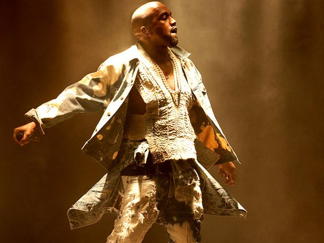 Kanye-West-delivered-a-solid-set-against-audience-backlash-at-Glastonbury-2015-AP-Photo Kanye-West-delivered-a-solid-set-against-audience-backlash-at-Glastonbury-2015-AP-Photo