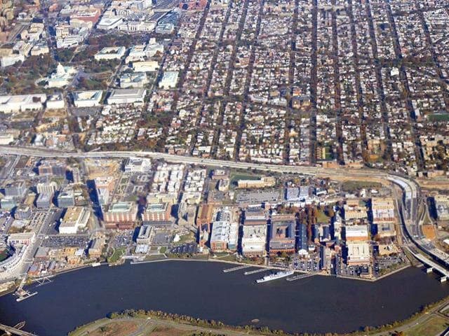 An-aerial-photo-of-the-the-Navy-Yard-Complex-where-an-official-says-shots-have-been-reported-AP-Photo An-aerial-photo-of-the-the-Navy-Yard-Complex-where-an-official-says-shots-have-been-reported-AP-Photo