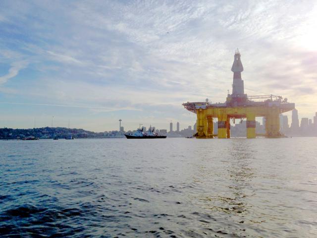 Shell-s-oil-rig-platform-Polar-Pioneer-as-it-is-moves-from-Elliott-Bay-in-Seattle-Washington-AFP-Photo