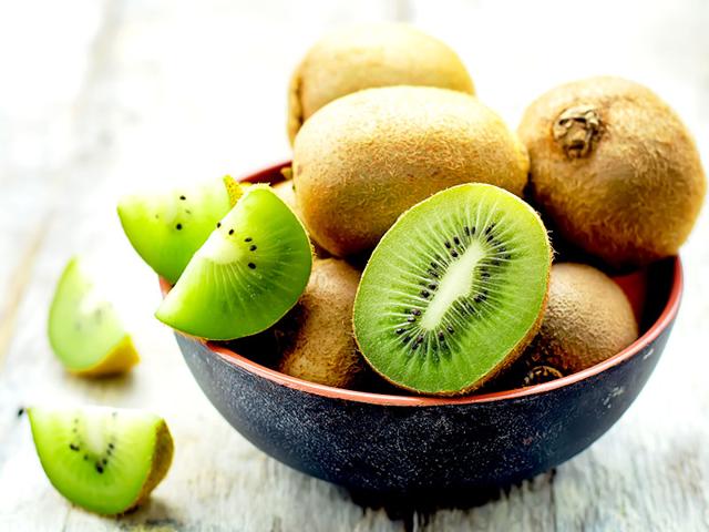 Kiwi-enhances-your-vitality-increases-immunity-and-alleviates-sluggishness-Shutterstock-image Kiwi-enhances-your-vitality-increases-immunity-and-alleviates-sluggishness-Shutterstock-image